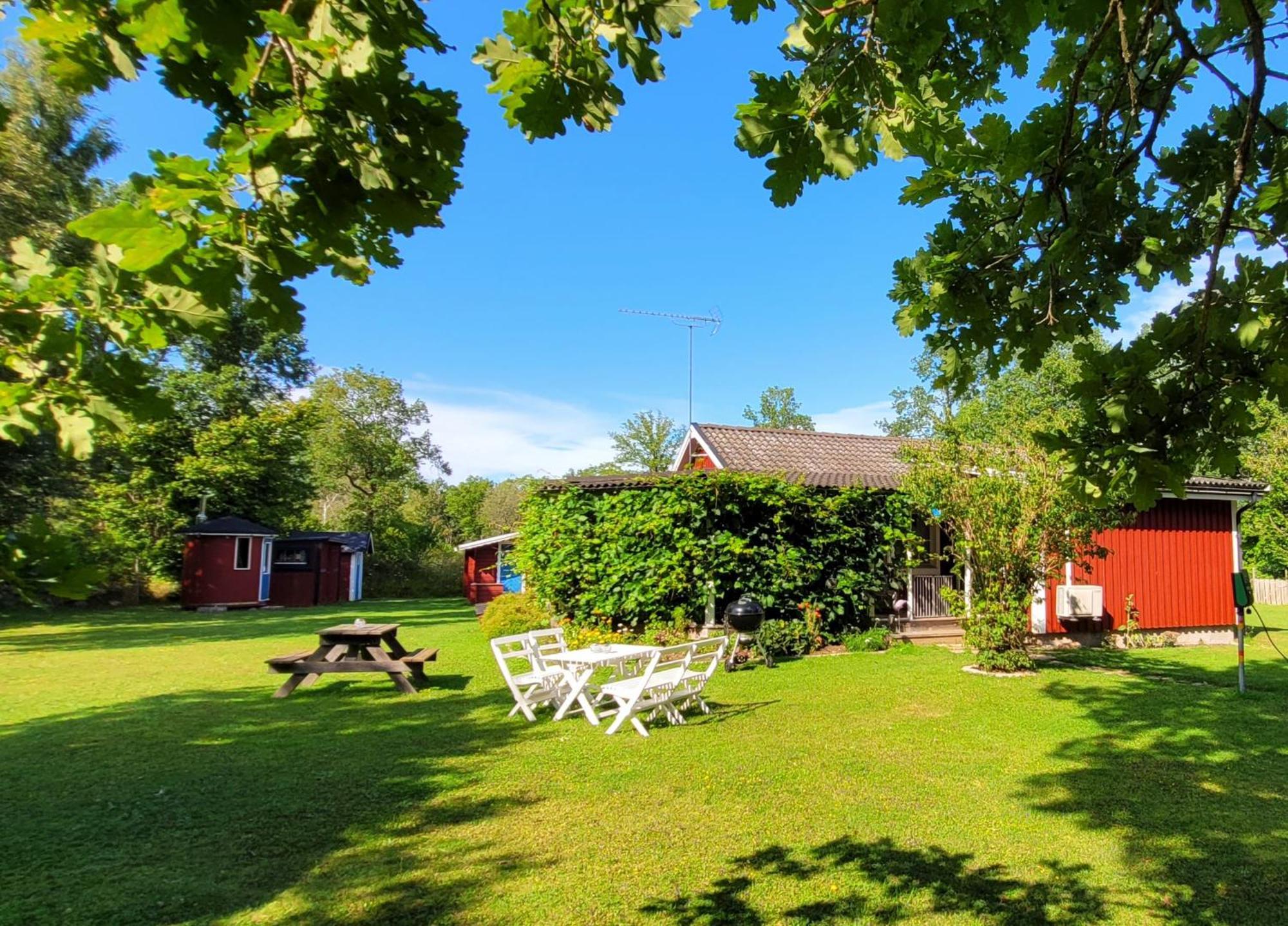 Fridfullt Laege Mitt Pa Oeland Villa Farjestaden Exterior photo